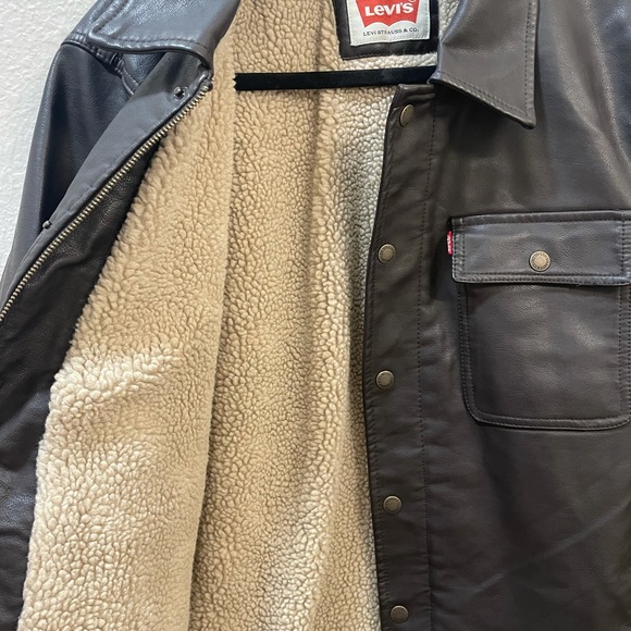 Levi’s faux leather jacket - Picture 2 of 4